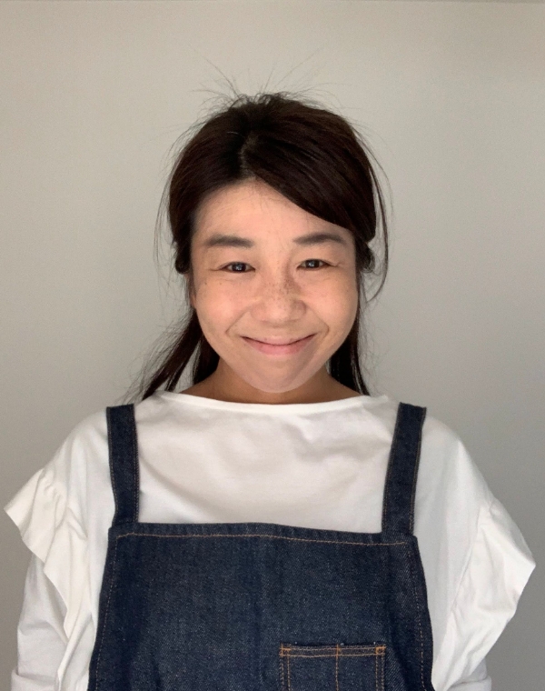 藤吉　朋代