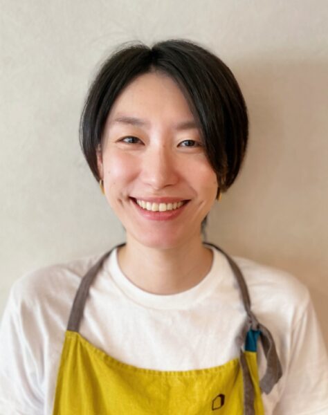 山田　真衣
